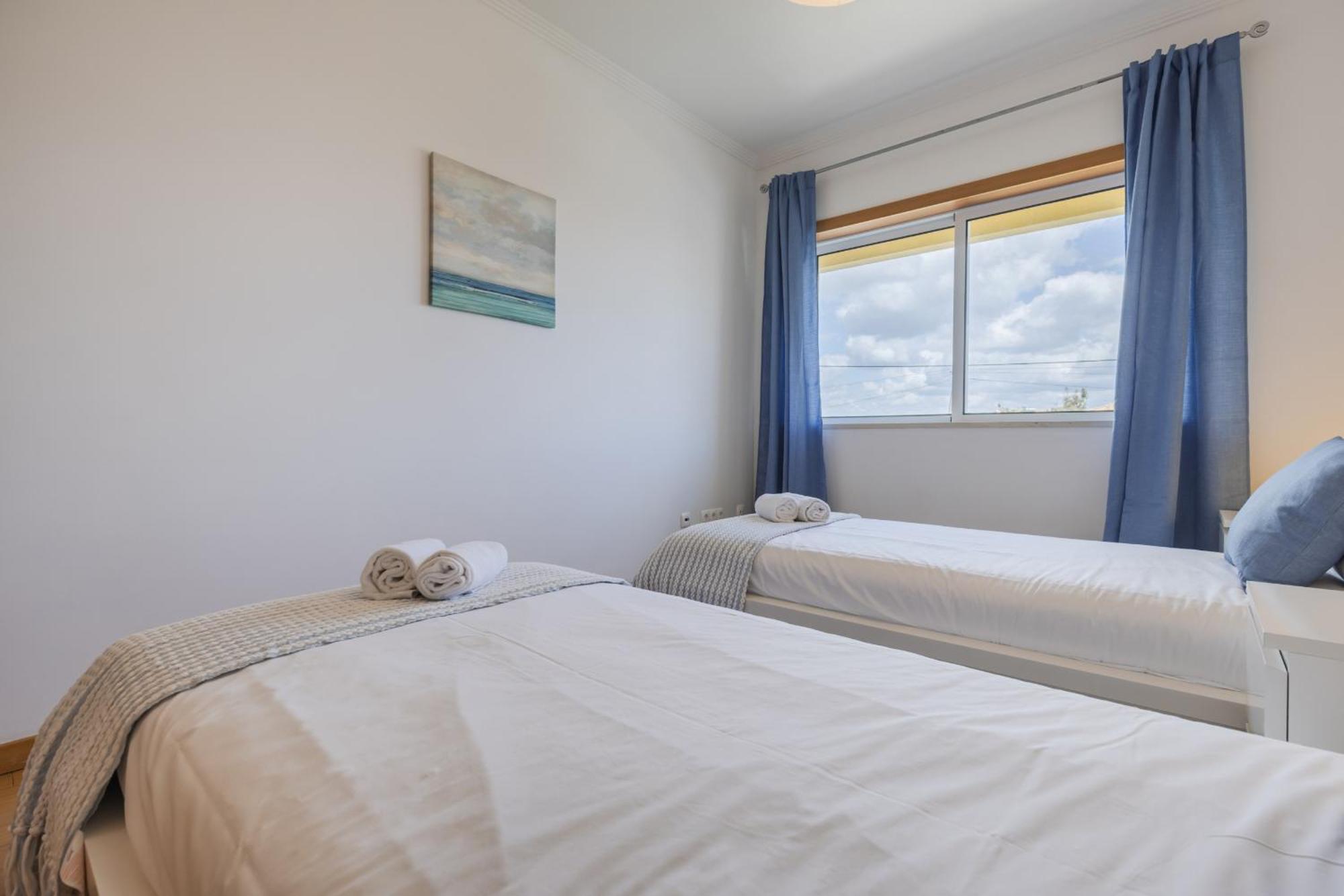 2 Bedroom Relax In Alvor By Innkeeper Экстерьер фото