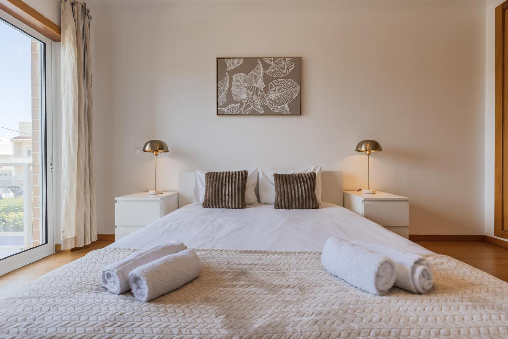 2 Bedroom Relax In Alvor By Innkeeper Экстерьер фото
