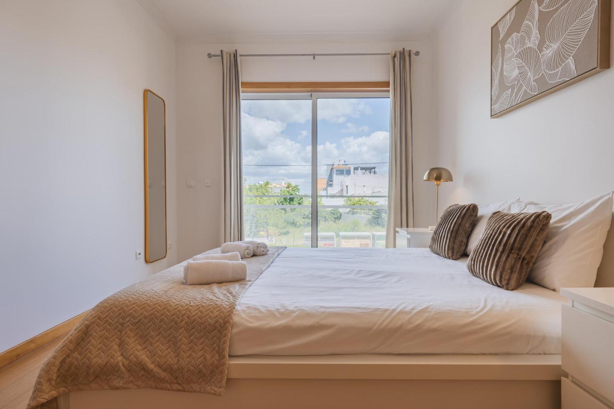 2 Bedroom Relax In Alvor By Innkeeper Экстерьер фото